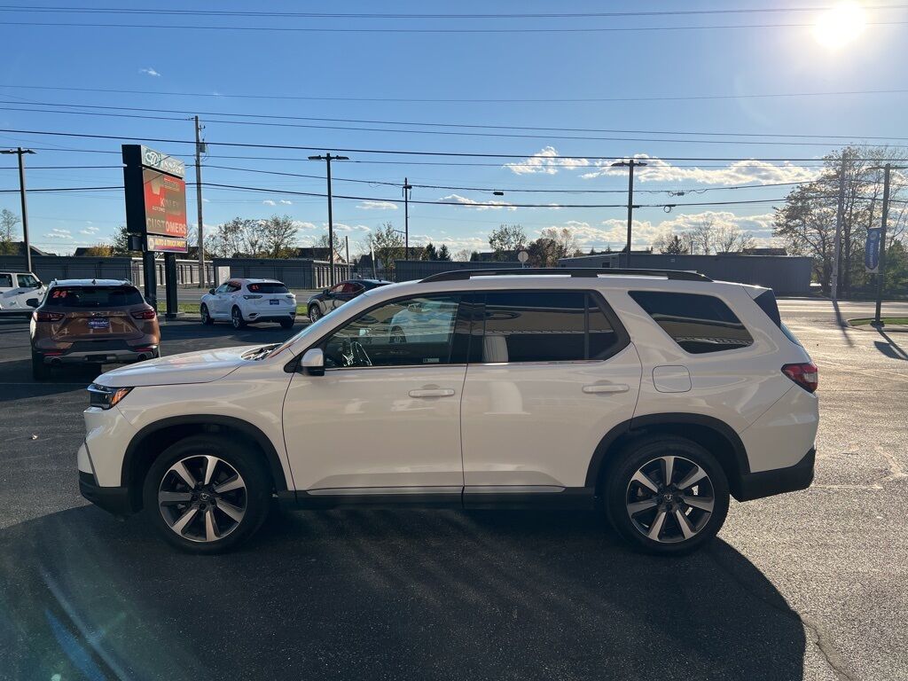 2023 Honda Pilot Touring