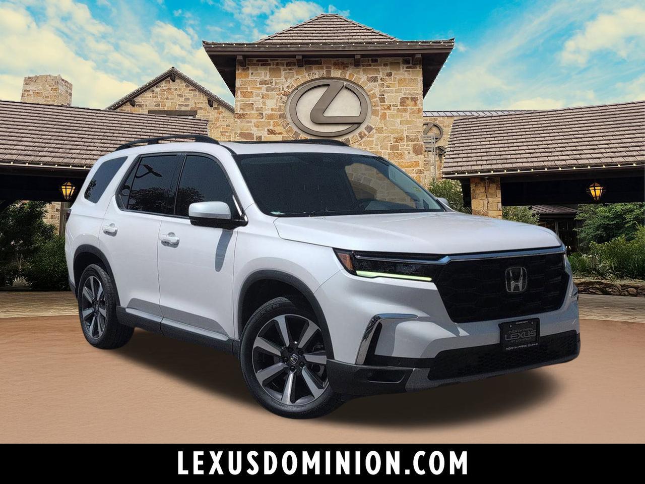 2023 Honda Pilot Touring