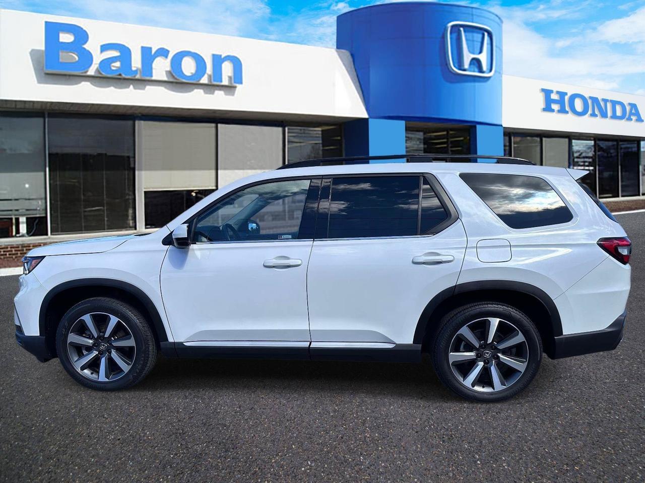 2023 Honda Pilot Touring