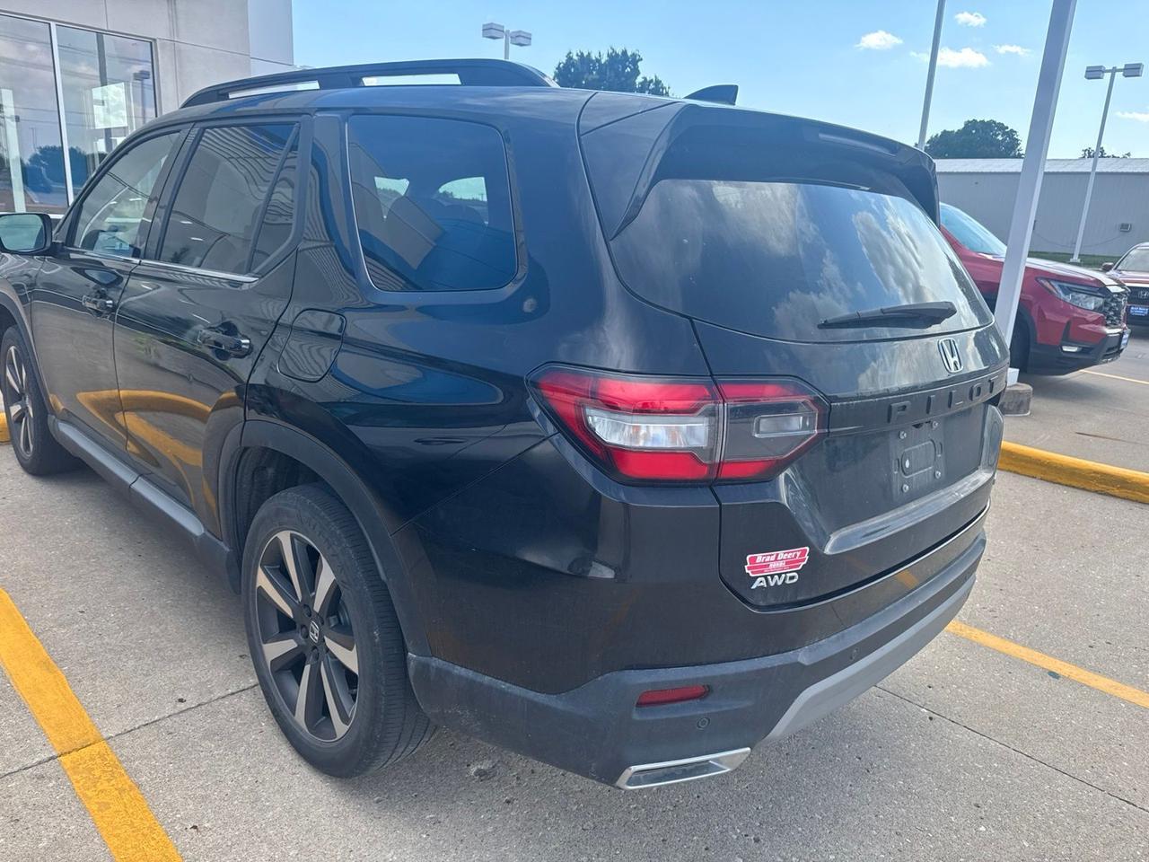2023 Honda Pilot Touring West Burlington IA