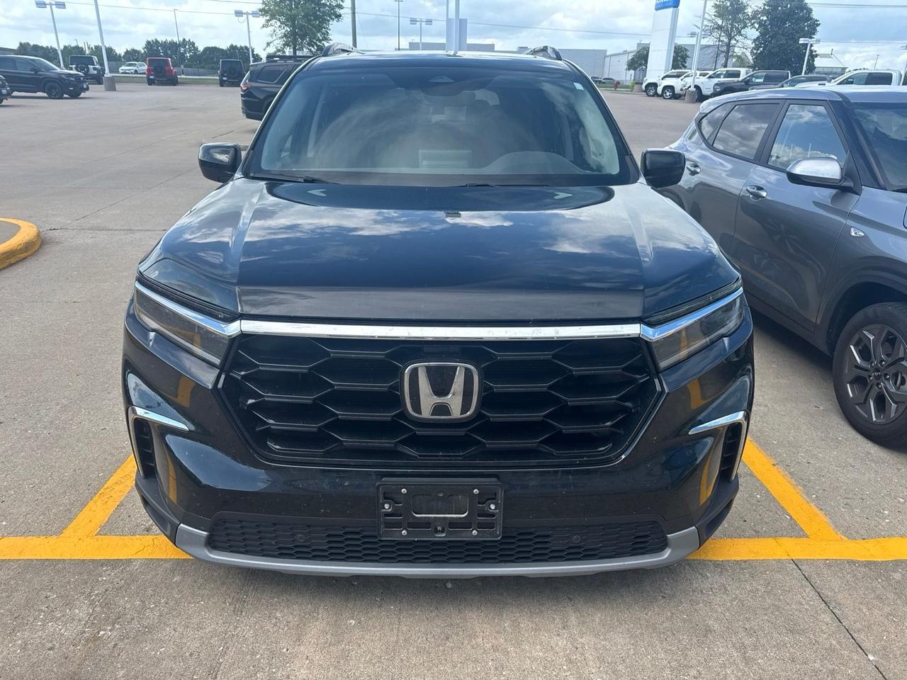 2023 Honda Pilot Touring West Burlington IA