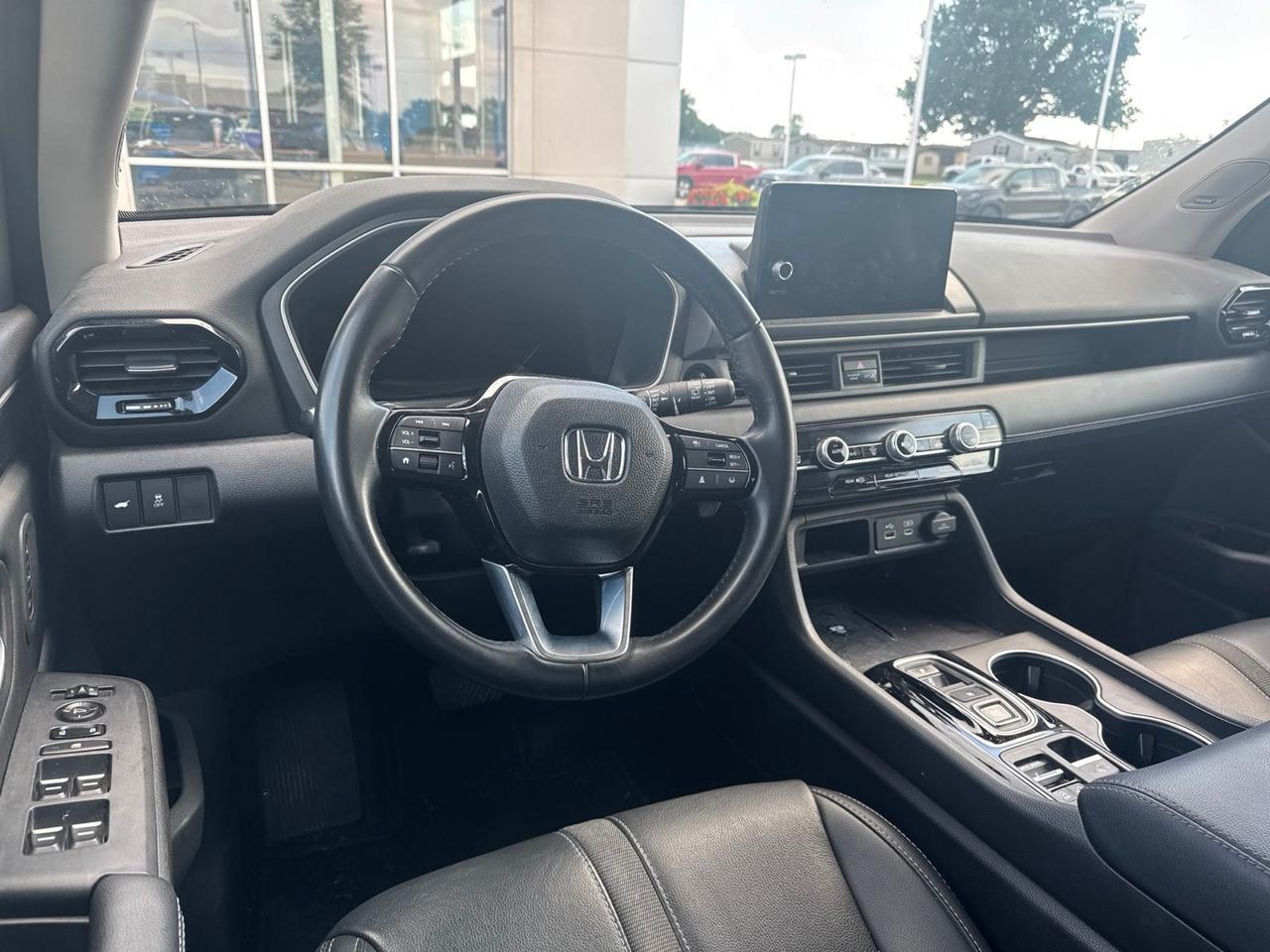 2023 Honda Pilot Touring West Burlington IA