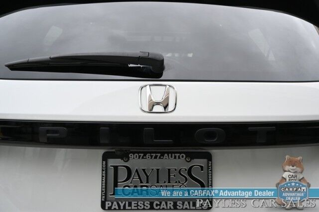 2023 Honda Pilot TrailSport / AWD / AutoStart / Power & Heated Leather Seats / Heated Steering / Panoramic Sunroof / Lane Departure & Blind Spot / Apple CarPlay & Android Auto / 360 Cam / 3rd Row / Seats 7 / Tow Pkg / 1-Owner Anchorage AK