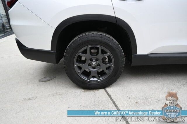 2023 Honda Pilot TrailSport / AWD / AutoStart / Power & Heated Leather Seats / Heated Steering / Panoramic Sunroof / Lane Departure & Blind Spot / Apple CarPlay & Android Auto / 360 Cam / 3rd Row / Seats 7 / Tow Pkg / 1-Owner Anchorage AK