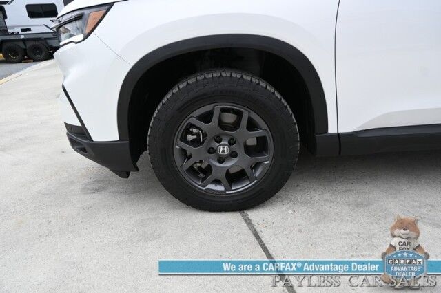 2023 Honda Pilot TrailSport / AWD / AutoStart / Power & Heated Leather Seats / Heated Steering / Panoramic Sunroof / Lane Departure & Blind Spot / Apple CarPlay & Android Auto / 360 Cam / 3rd Row / Seats 7 / Tow Pkg / 1-Owner Anchorage AK