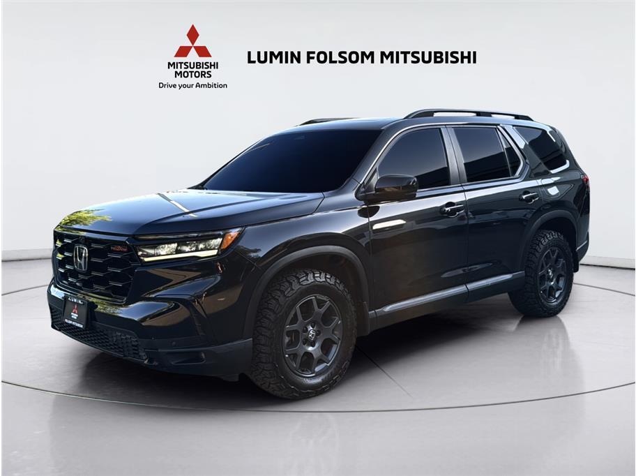 2023 Honda Pilot TrailSport SUV 4D