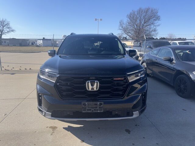 2023 Honda Pilot TrailSport