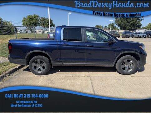 2023_Honda_Ridgeline_RTL_ West Burlington IA