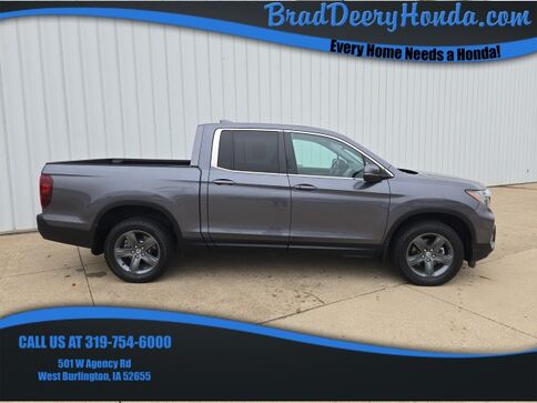 2023_Honda_Ridgeline_RTL_ West Burlington IA