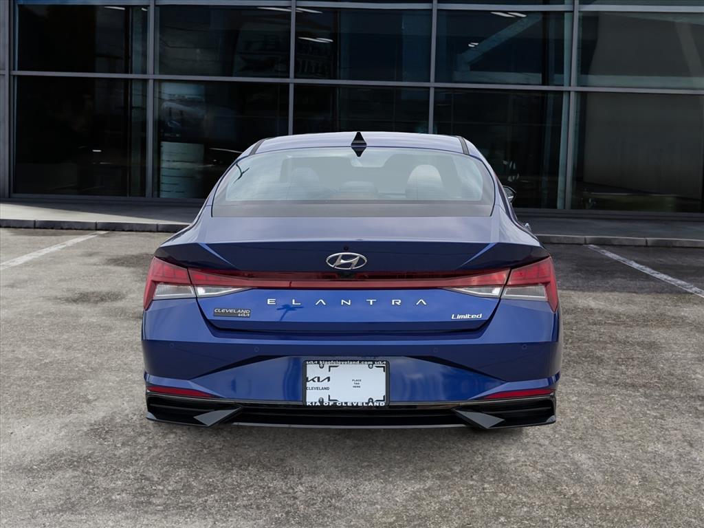 2023 Hyundai ELANTRA Limited Chattanooga TN