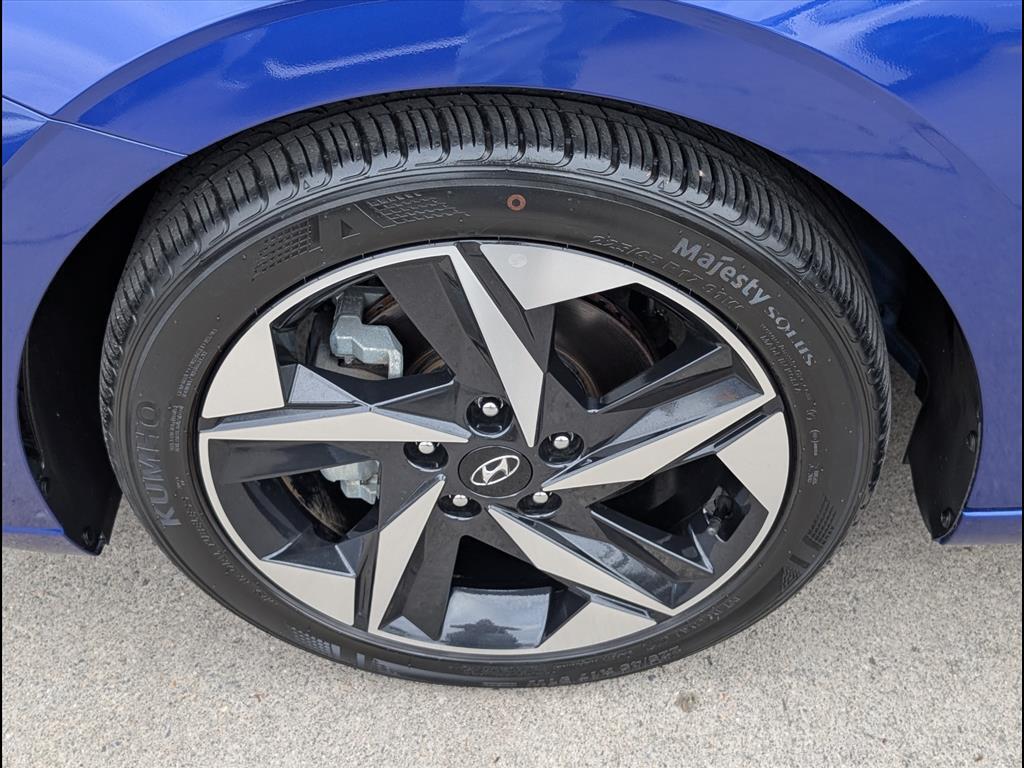 2023 Hyundai ELANTRA Limited Chattanooga TN