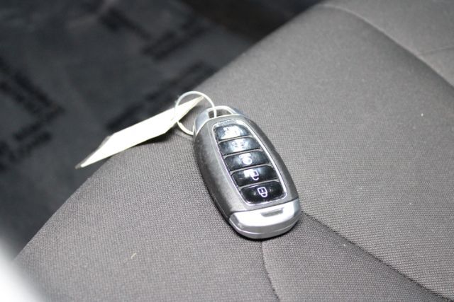 2023 Hyundai Elantra Hybrid Blue Chantilly VA