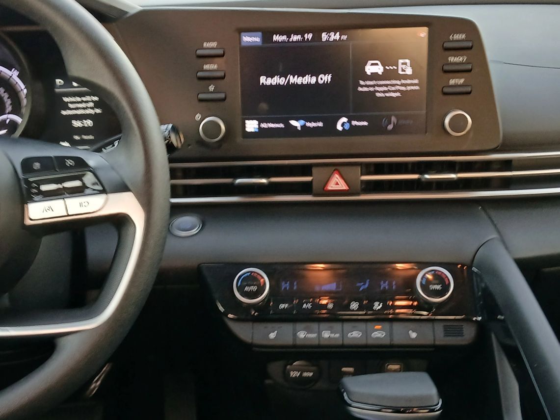 2023 Hyundai Elantra Hybrid Blue HEV Sedan 4D Maitland FL