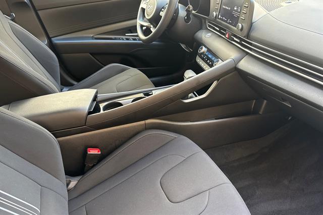 2023 Hyundai Elantra Hybrid Blue