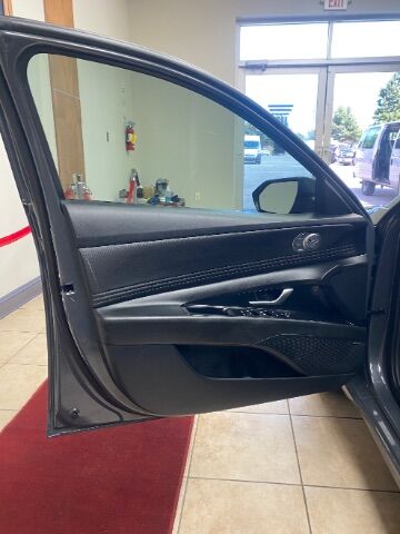 2023 Hyundai Elantra Hybrid Limited Charlotte NC