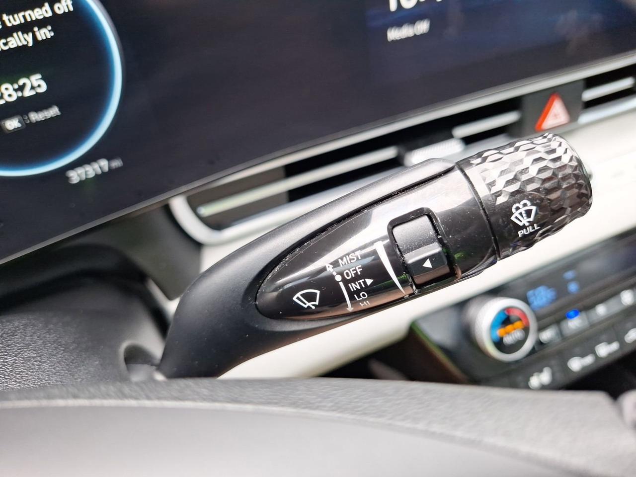 2023 Hyundai Elantra Hybrid Limited Hurst TX