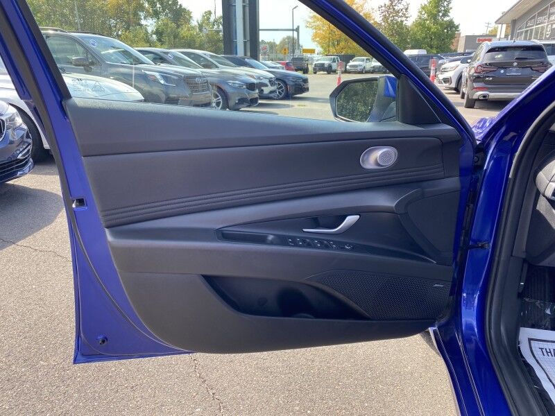 2023 Hyundai Elantra Limited Bristol  PA