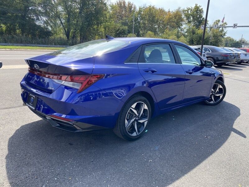 2023 Hyundai Elantra Limited Bristol  PA