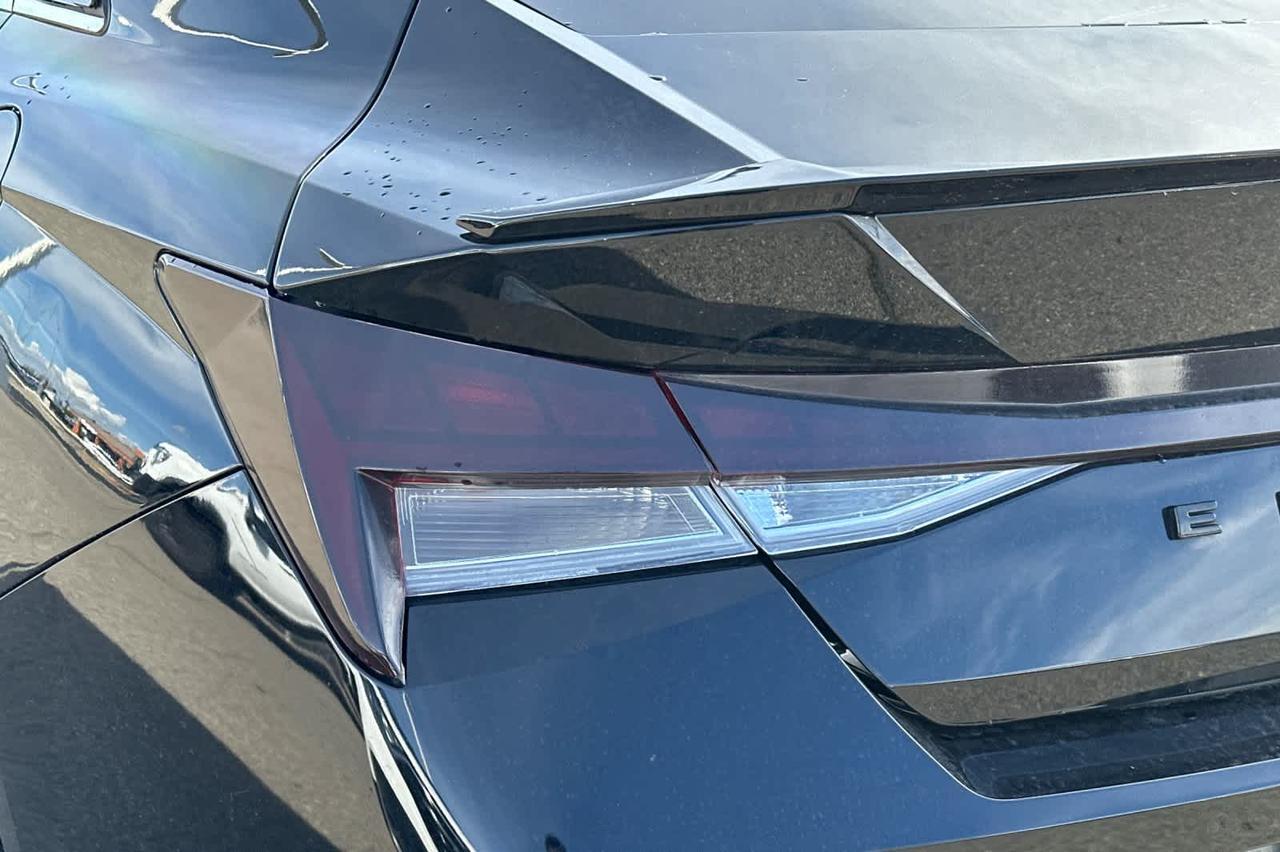 2023 Hyundai Elantra Limited Roseville CA