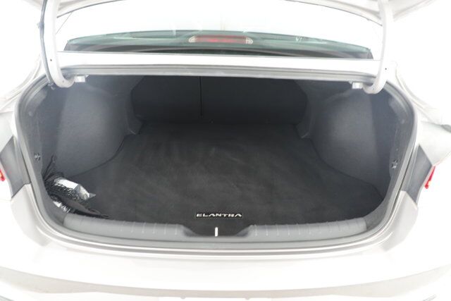 2023 Hyundai Elantra Limited New Braunfels TX