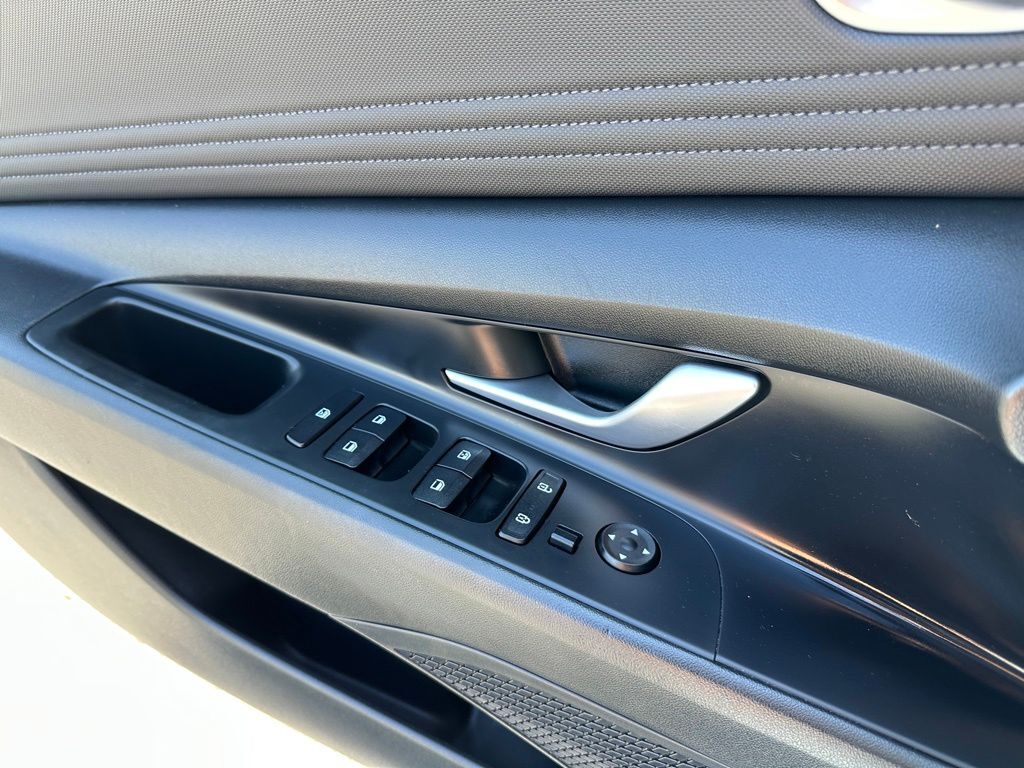 2023 Hyundai Elantra Limited Tucson AZ