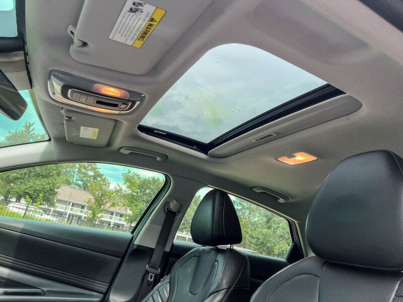 2023 Hyundai Elantra Limited Wilmington NC