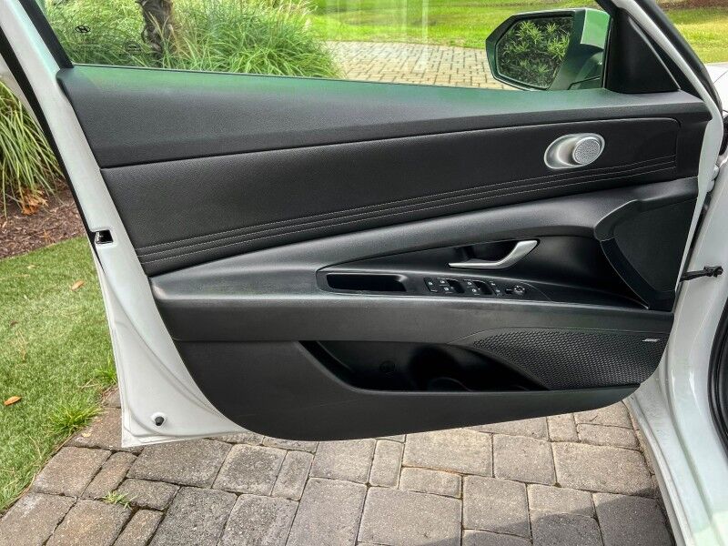 2023 Hyundai Elantra Limited Wilmington NC
