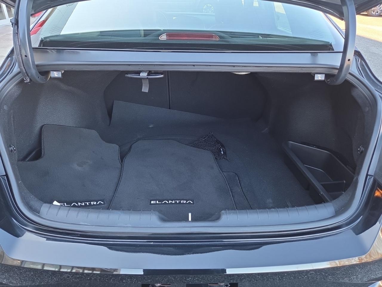 2023 Hyundai Elantra Limited Waldorf MD