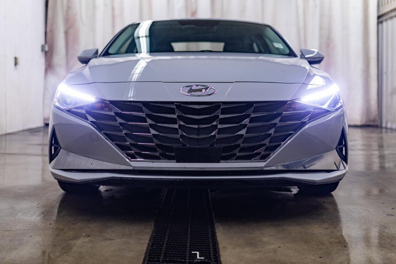 2023 Hyundai Elantra Luxury Leather Roof Nav BCam Red Deer AB