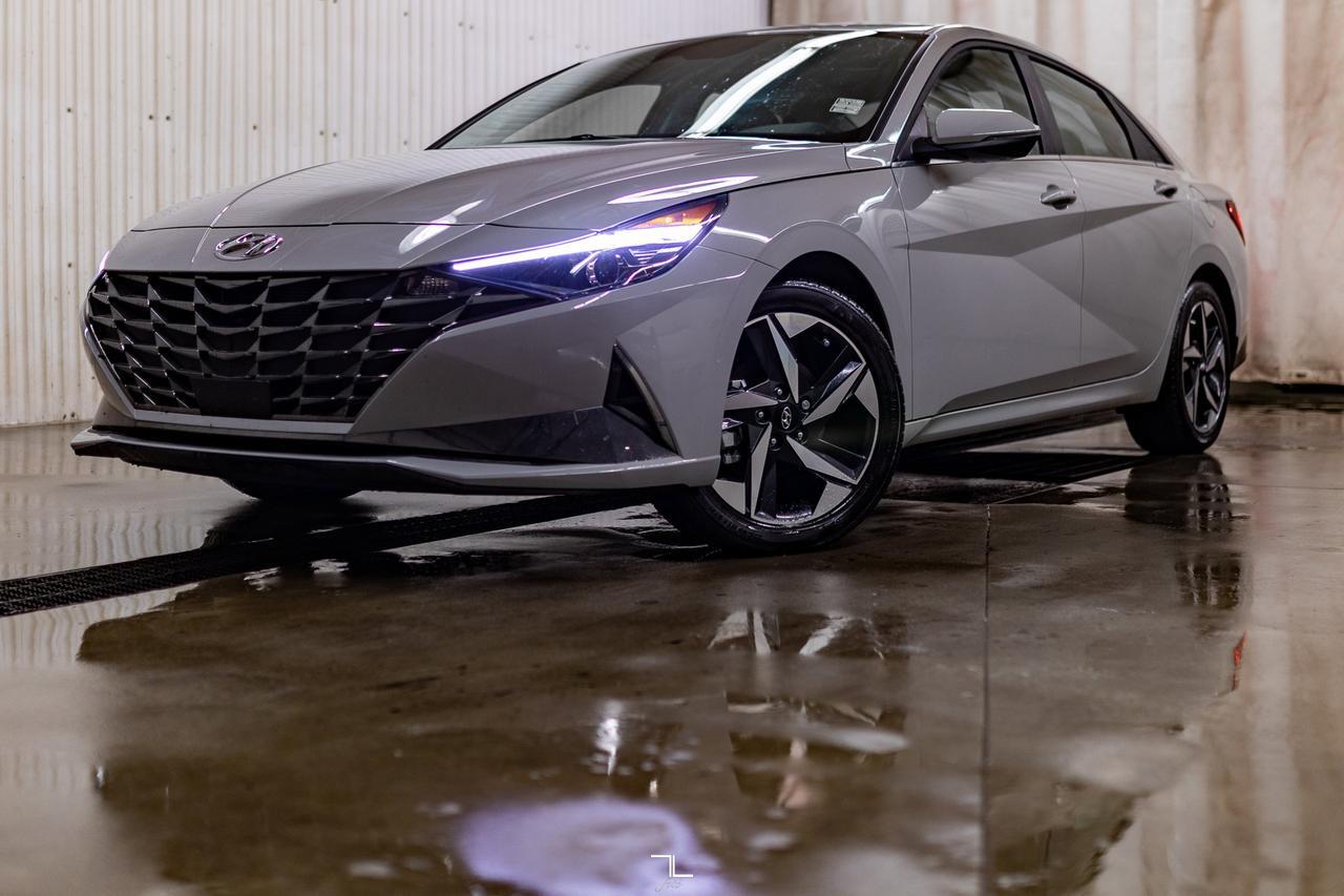 2023 Hyundai Elantra Luxury Leather Roof Nav BCam Red Deer AB