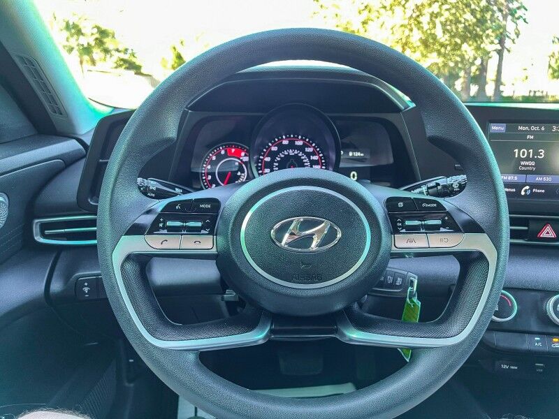 2023 Hyundai Elantra SE Wilmington NC