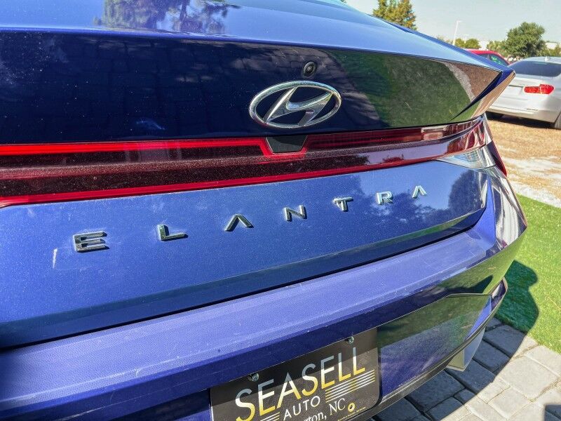 2023 Hyundai Elantra SE Wilmington NC
