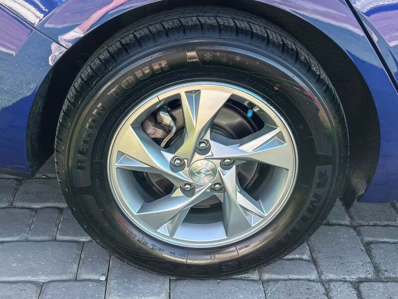 2023 Hyundai Elantra SE Wilmington NC