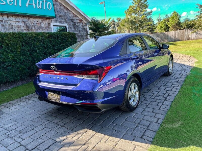 2023 Hyundai Elantra SE Wilmington NC