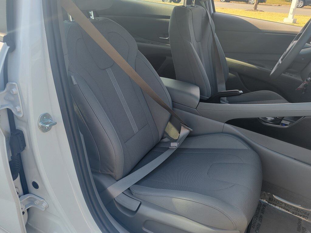 2023 Hyundai Elantra SE Chantilly VA