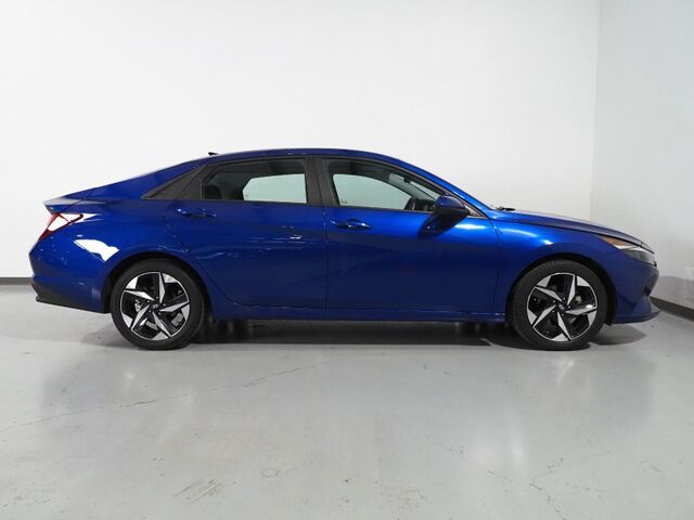2023 Hyundai Elantra SEL *CONVENIENCE PKG, NAVIGATION, ADAPTIVE CRUISE, SAFETY ALERTS, BACKUP-CAMERA, COLOR TOUCHSCREEN, HEATED SEATS, KEYLESS ENTRY, WIRELESS CHARGING, ANDROID & APPLE Round Rock TX