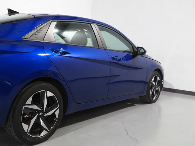 2023 Hyundai Elantra SEL *CONVENIENCE PKG, NAVIGATION, ADAPTIVE CRUISE, SAFETY ALERTS, BACKUP-CAMERA, COLOR TOUCHSCREEN, HEATED SEATS, KEYLESS ENTRY, WIRELESS CHARGING, ANDROID & APPLE Round Rock TX