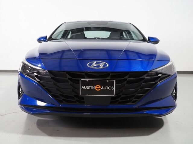 2023 Hyundai Elantra SEL *CONVENIENCE PKG, NAVIGATION, ADAPTIVE CRUISE, SAFETY ALERTS, BACKUP-CAMERA, COLOR TOUCHSCREEN, HEATED SEATS, KEYLESS ENTRY, WIRELESS CHARGING, ANDROID & APPLE Round Rock TX