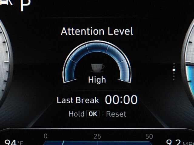 2023 Hyundai Elantra SEL *CONVENIENCE PKG, NAVIGATION, ADAPTIVE CRUISE, SAFETY ALERTS, BACKUP-CAMERA, COLOR TOUCHSCREEN, HEATED SEATS, KEYLESS ENTRY, WIRELESS CHARGING, ANDROID & APPLE Round Rock TX