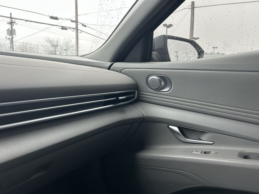 2023 Hyundai Elantra SEL Crestwood KY