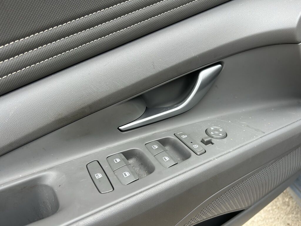 2023 Hyundai Elantra SEL Crestwood KY