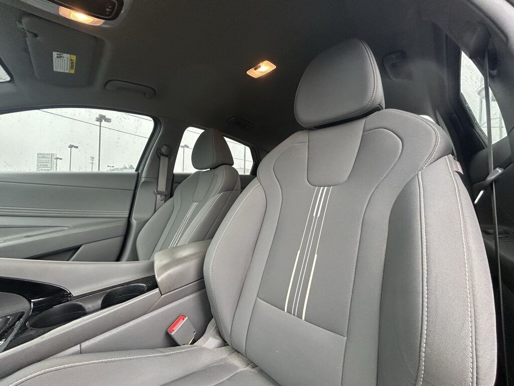 2023 Hyundai Elantra SEL Crestwood KY