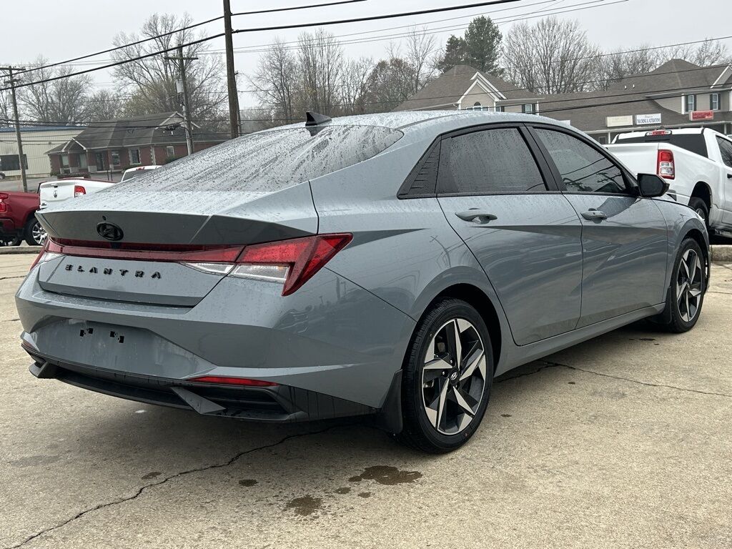 2023 Hyundai Elantra SEL Crestwood KY