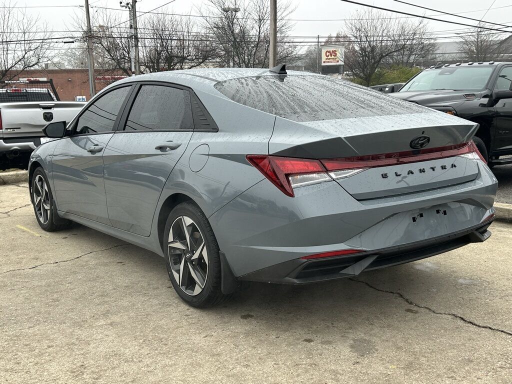 2023 Hyundai Elantra SEL Crestwood KY