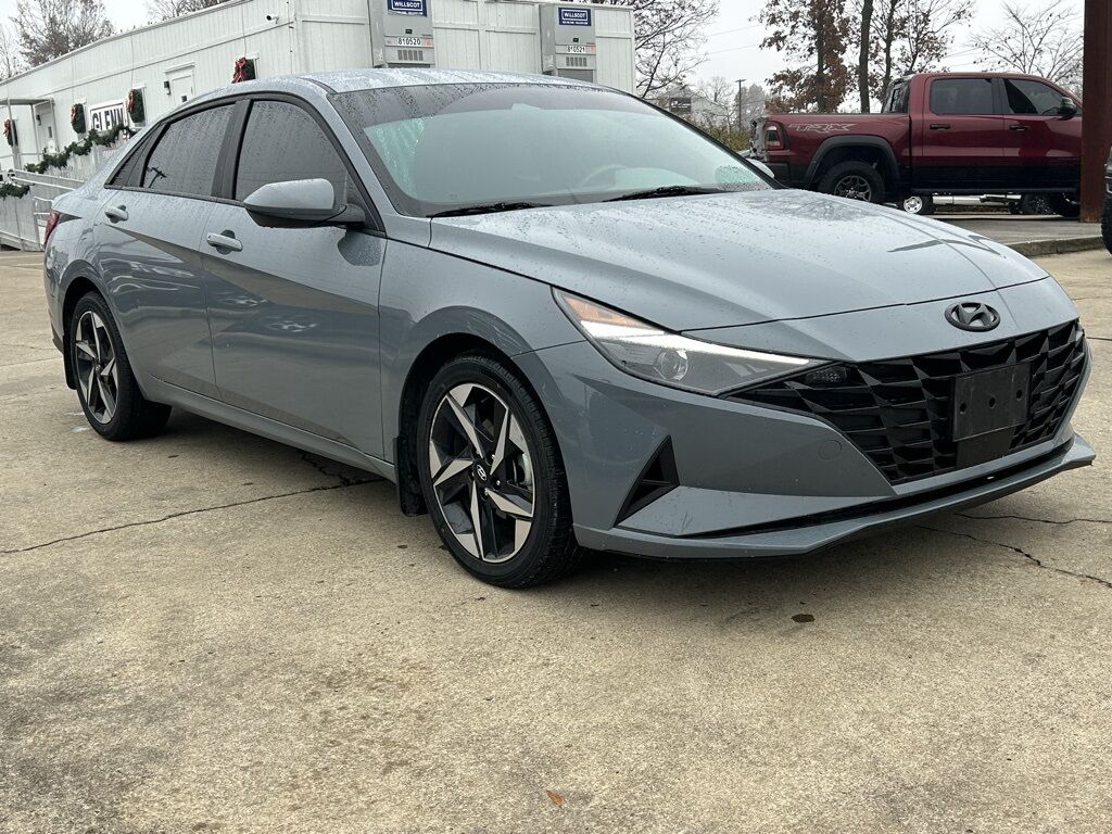 2023 Hyundai Elantra SEL Crestwood KY