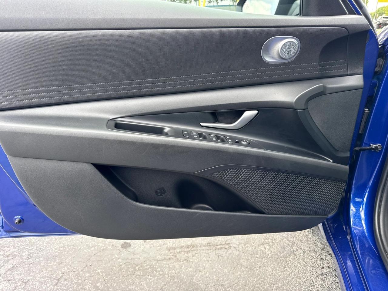 2023 Hyundai Elantra SEL Miami FL