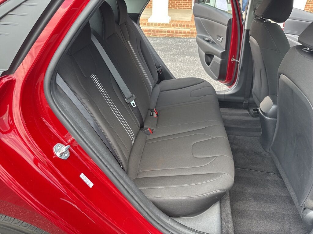 2023 Hyundai Elantra SEL Mount Joy PA