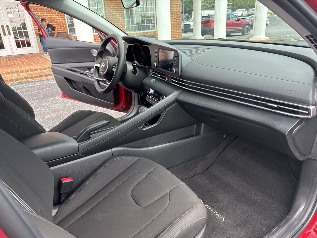 2023 Hyundai Elantra SEL Mount Joy PA