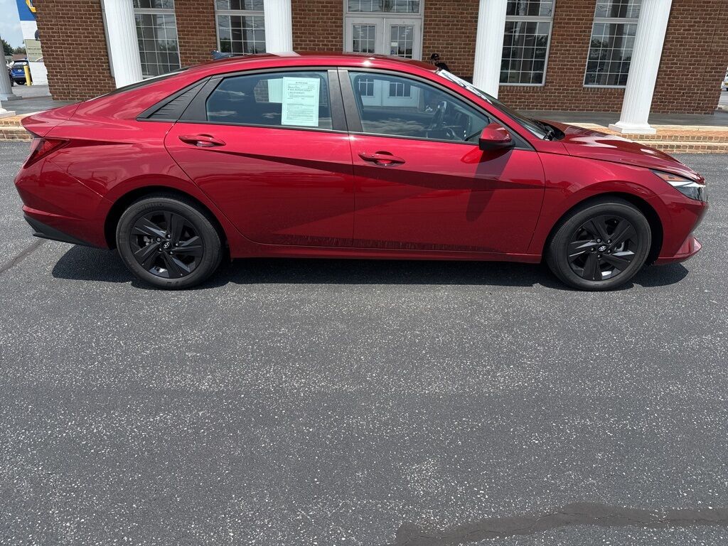 2023 Hyundai Elantra SEL Mount Joy PA