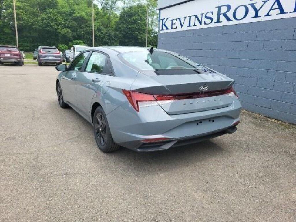 2023 Hyundai Elantra SEL Owego NY